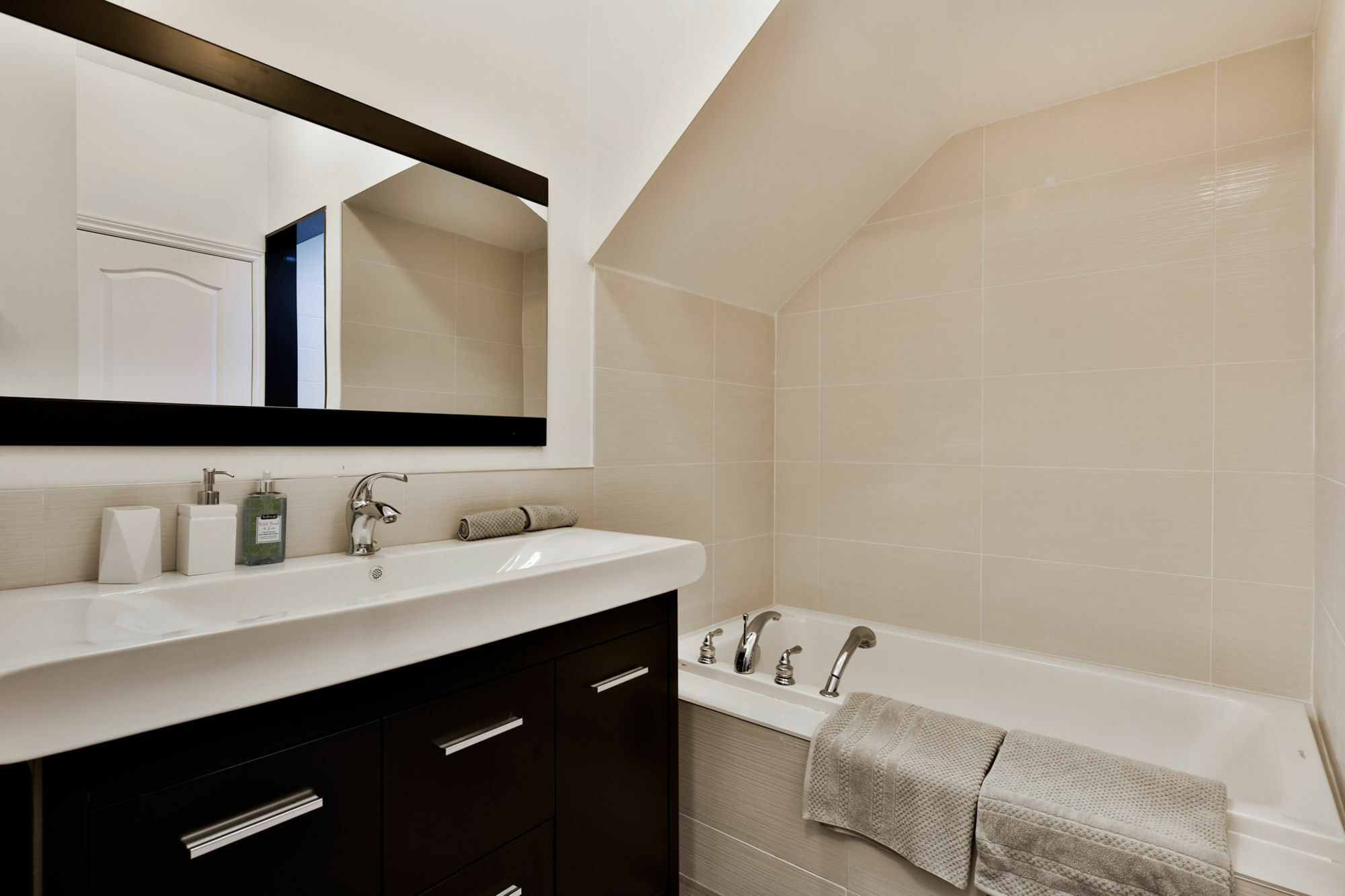 Appartement Le St-Lau Loft à Montréal Extérieur photo